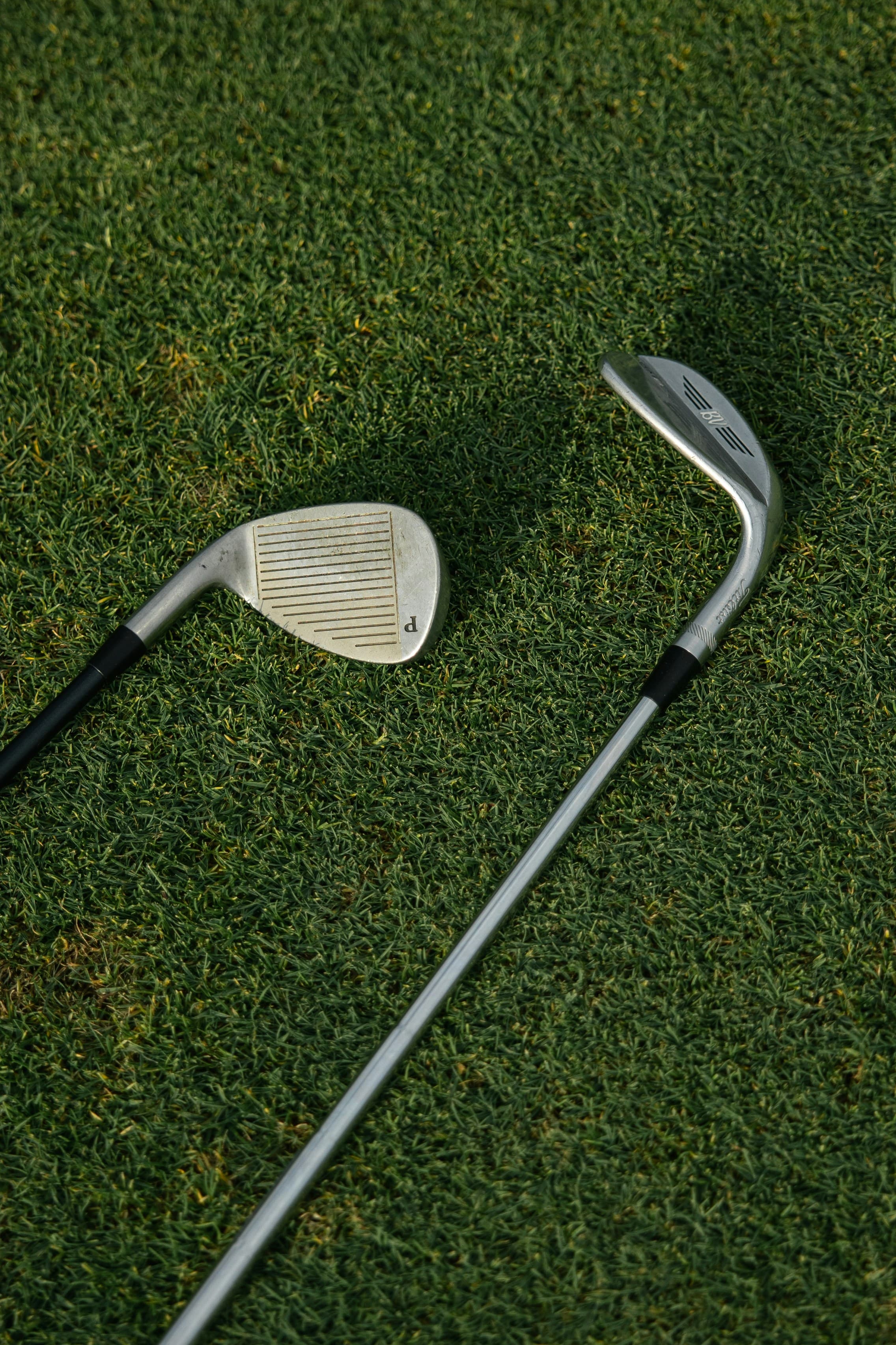 Golfer preparing a shot